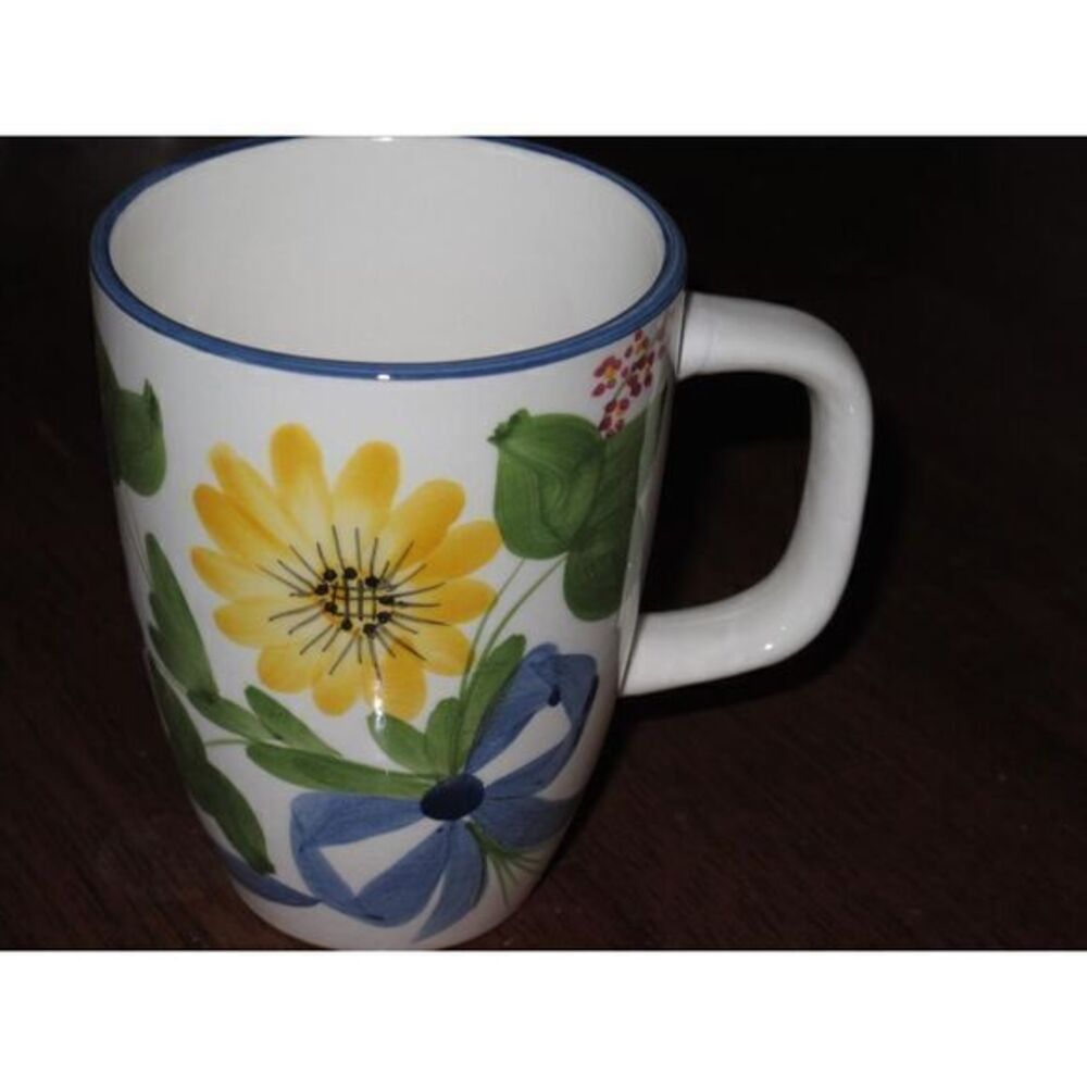 Laurie Gates Melrose Blue Ribbon‎ Coffee Tea Mug (s)